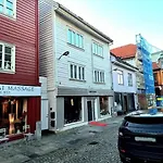 Sea 1 Ultra Dali General Shop Open 7 L 7 *